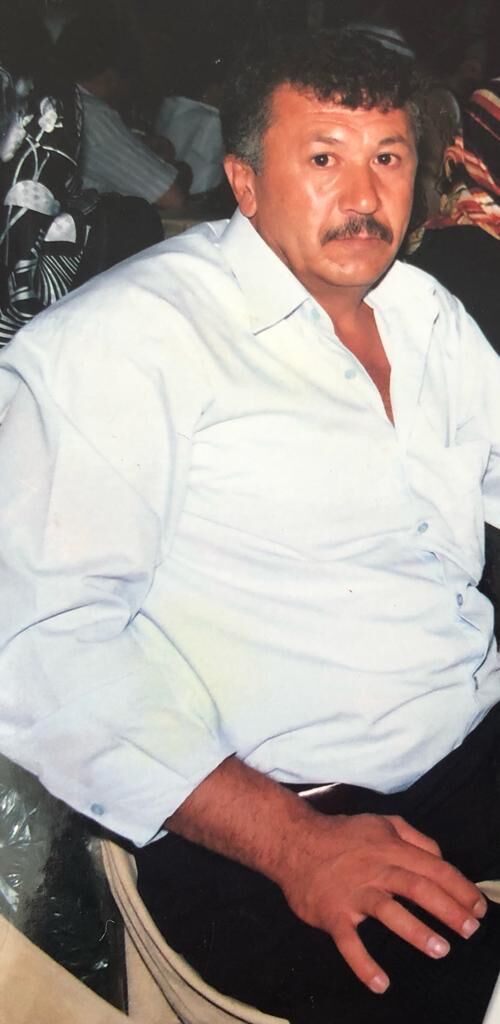  38516492  ARTUR, 54 ,    -