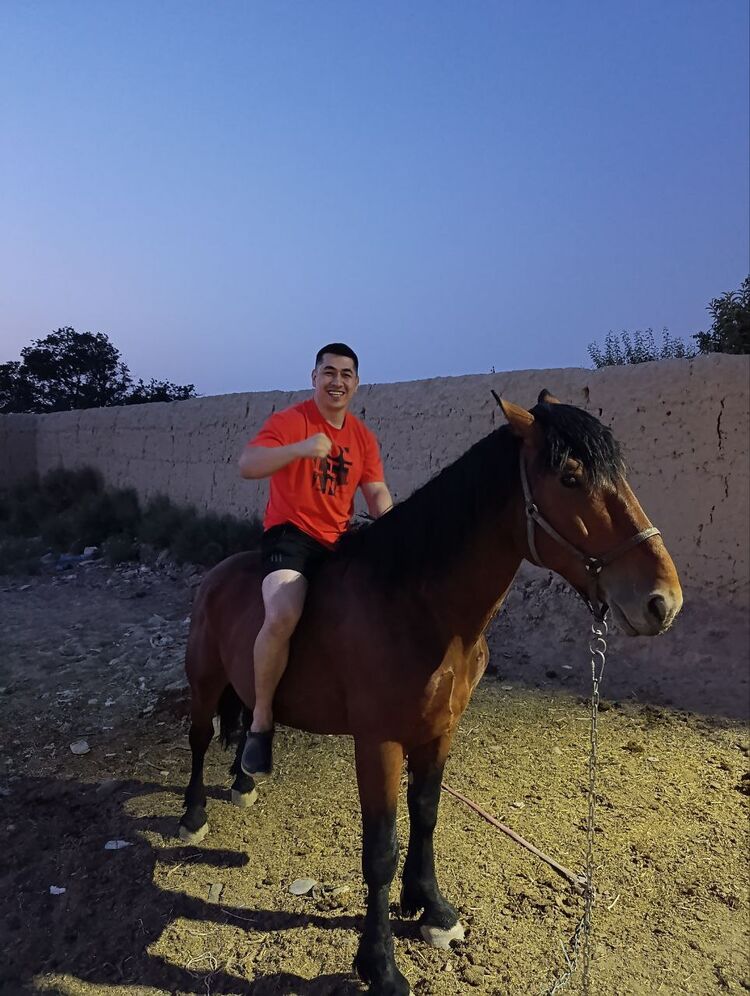  54472172  Makhmud, 30 ,    Warszawa