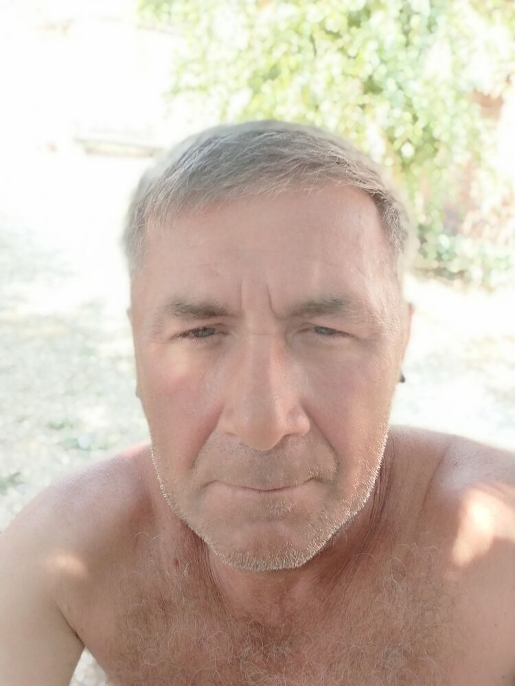  52889492  , 56 ,    