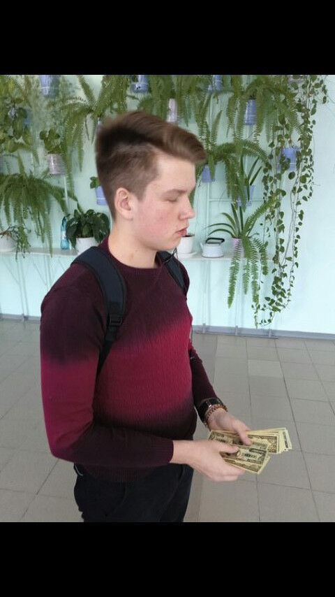  11660642  Aleks, 30 ,    