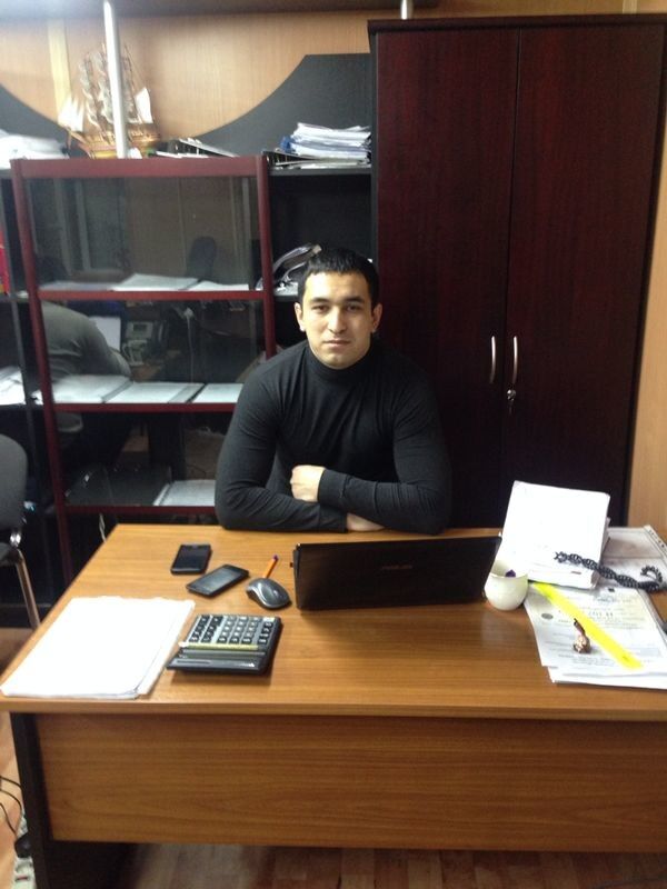  4106462  Timur, 40 ,     