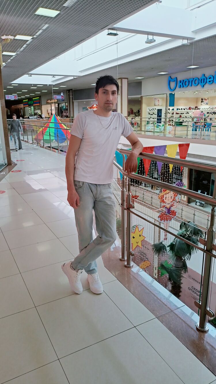  34499522  Baxdiyar, 43 ,     