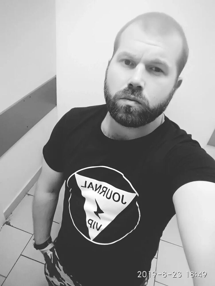  -,   Dmitry, 32 ,   
