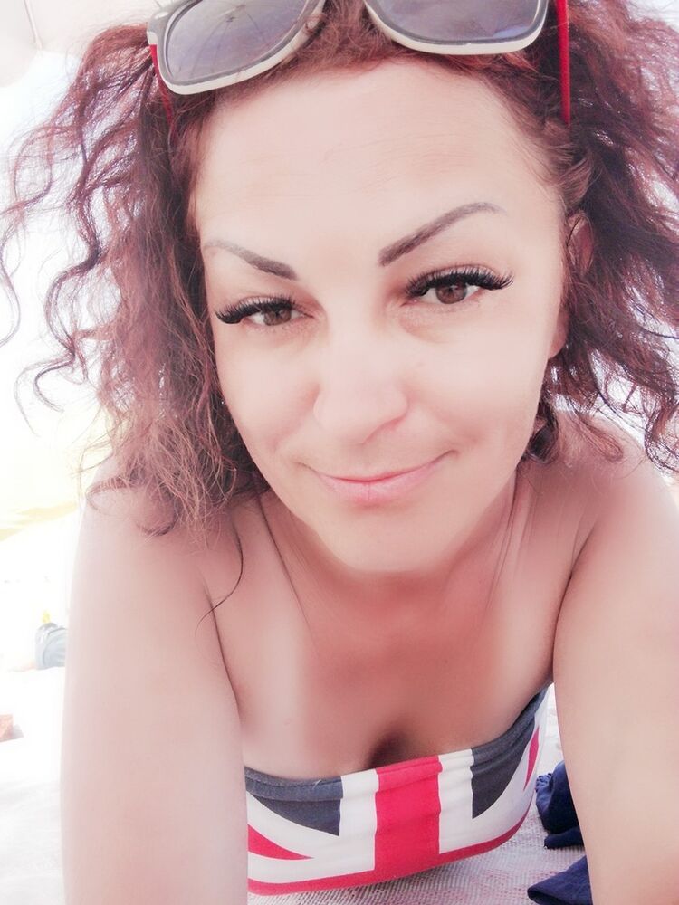  13434102  Marina, 47 ,    