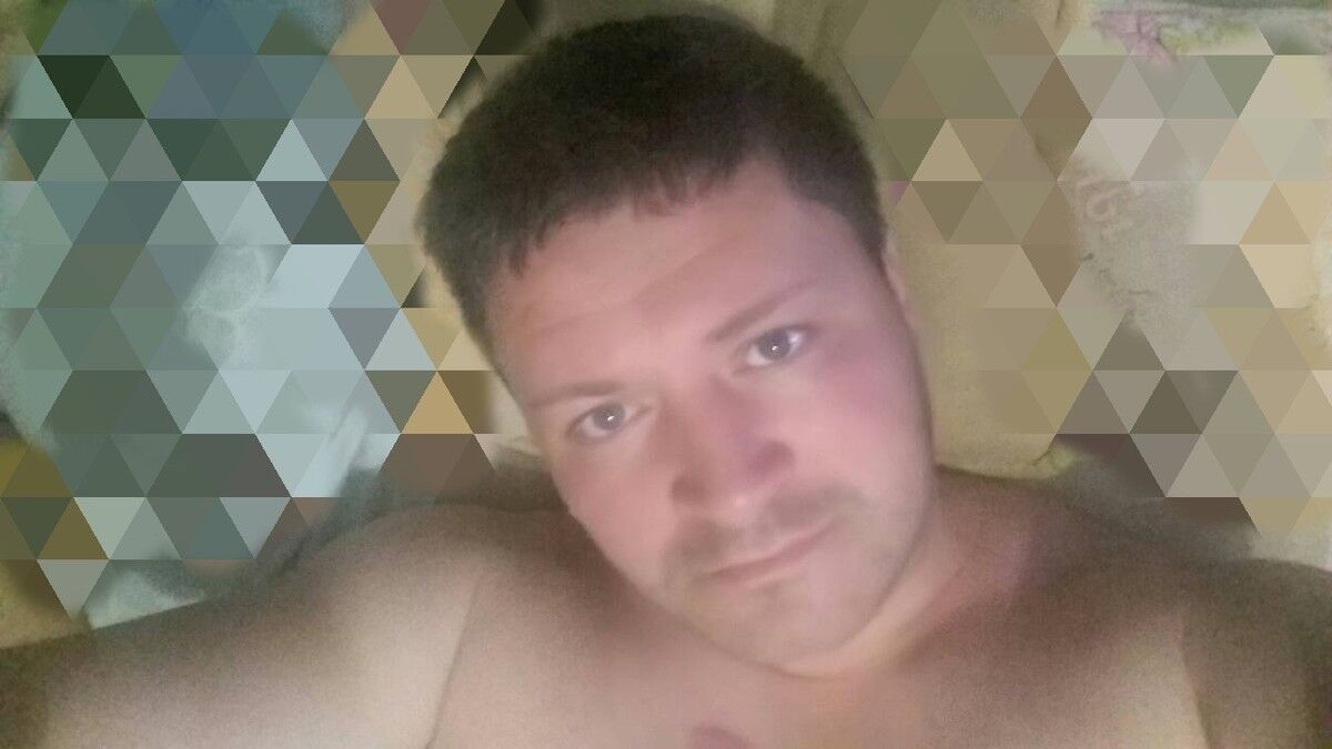  ,   Ruslan, 47 ,   ,   , c 
