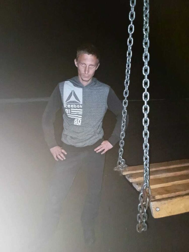  46911162  , 26 ,    -