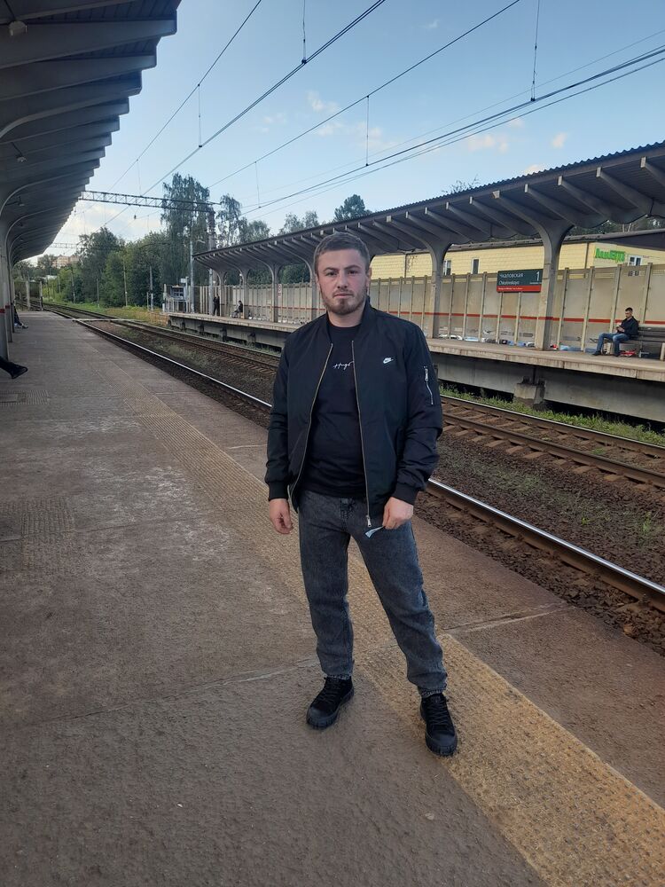 37407202  , 26 ,    