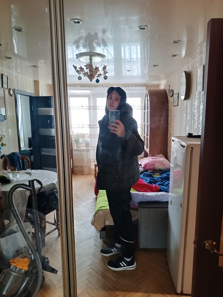  33073402  , 35 ,    
