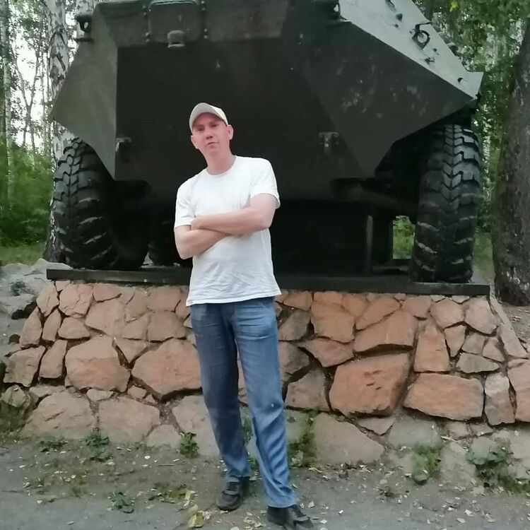  32495312  , 39 ,    
