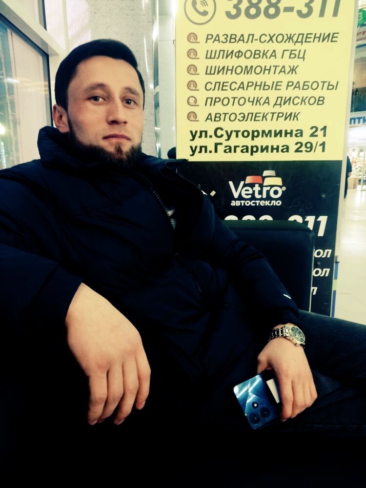  48787432  , 25 ,    -