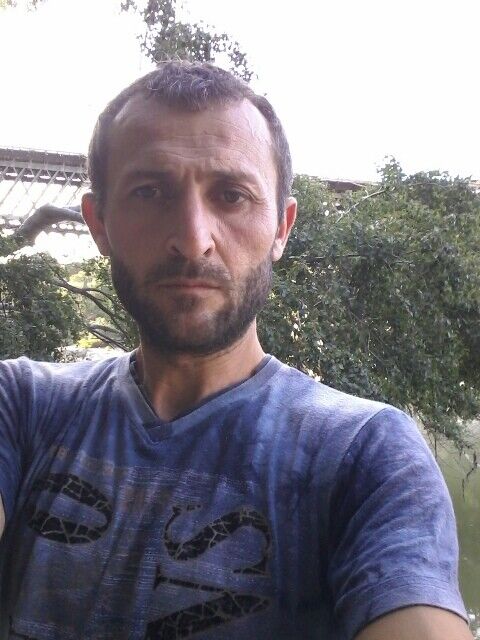  ,   Roma, 42 ,   ,   , c 