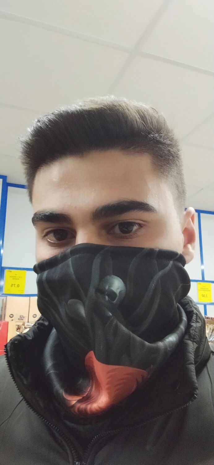  ,   Huseyn, 22 ,   ,   