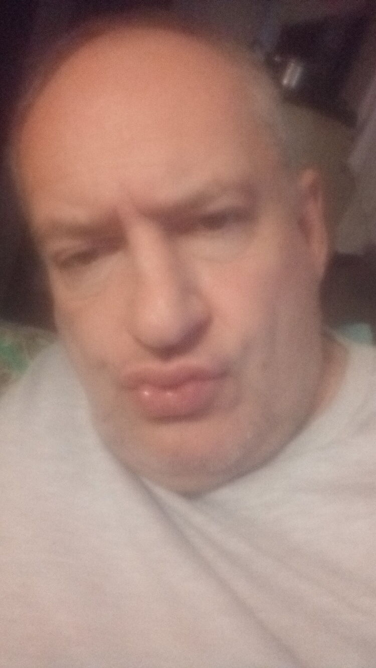  39610052  Alex, 35 ,    