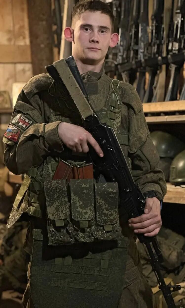  ,   Viktor, 26 ,   ,   , 