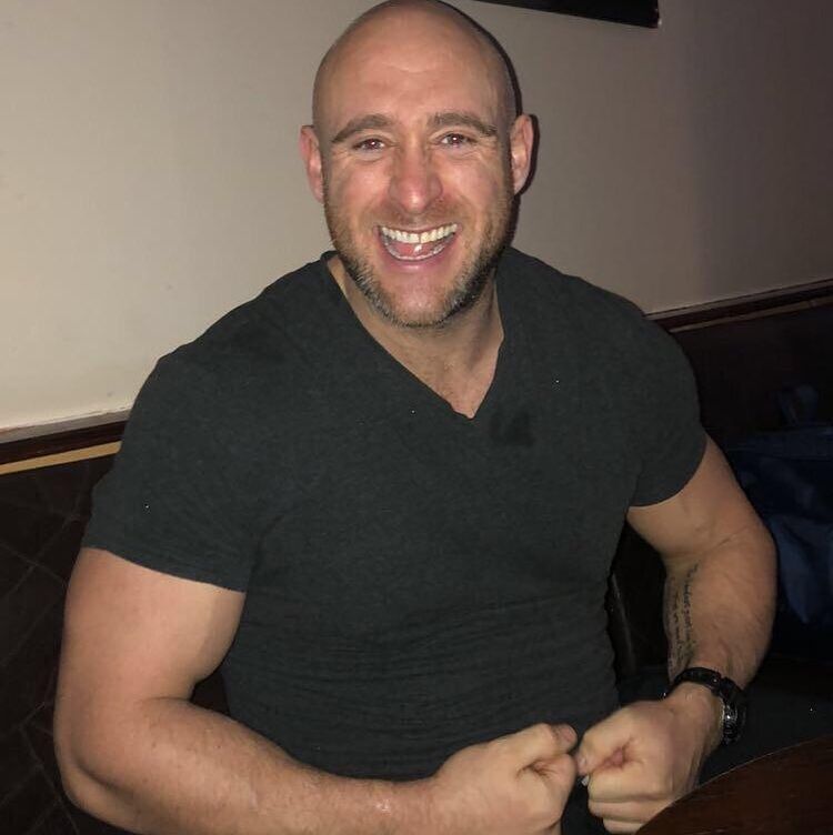  47577932  Ivan cean, 45 ,    