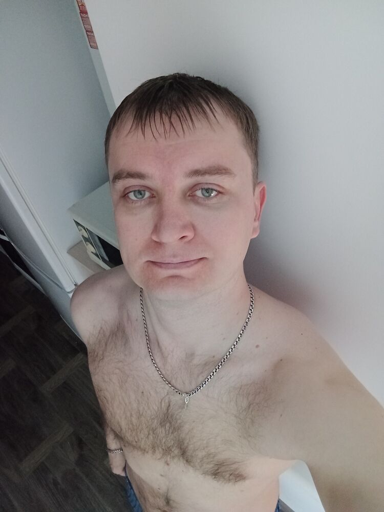  42279972  , 37 ,    