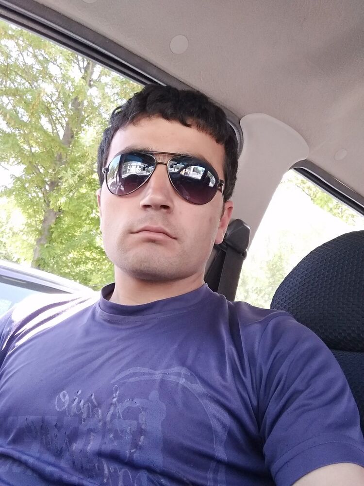  13645182  Farxod, 35 ,    -