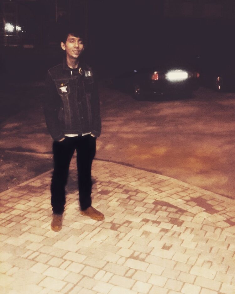  ,   Hustle, 35 ,     , c 