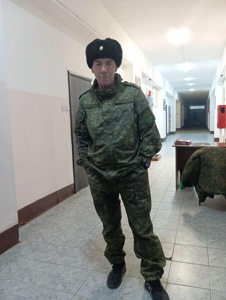  ,   Mark, 56 ,   ,   