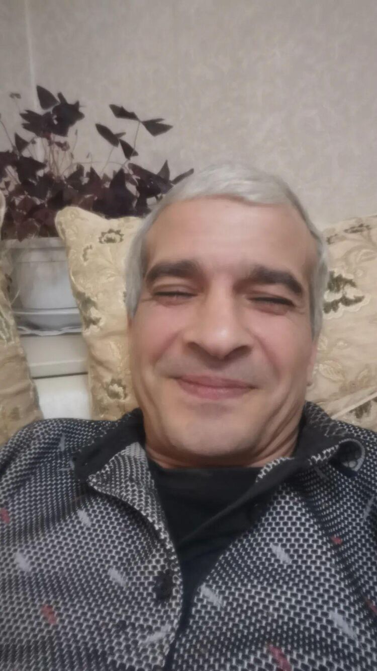  28835122  Samvel, 48 ,    