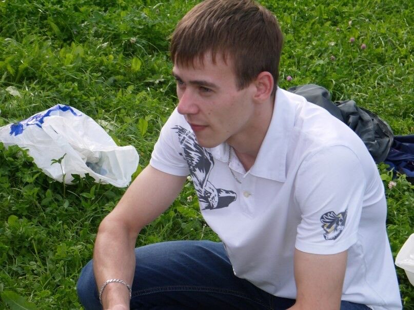  8327442  , 35 ,    -