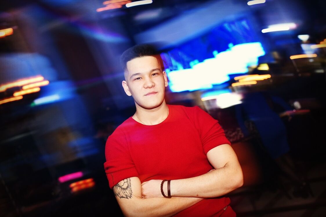  ,   BORZZ, 31 ,   
