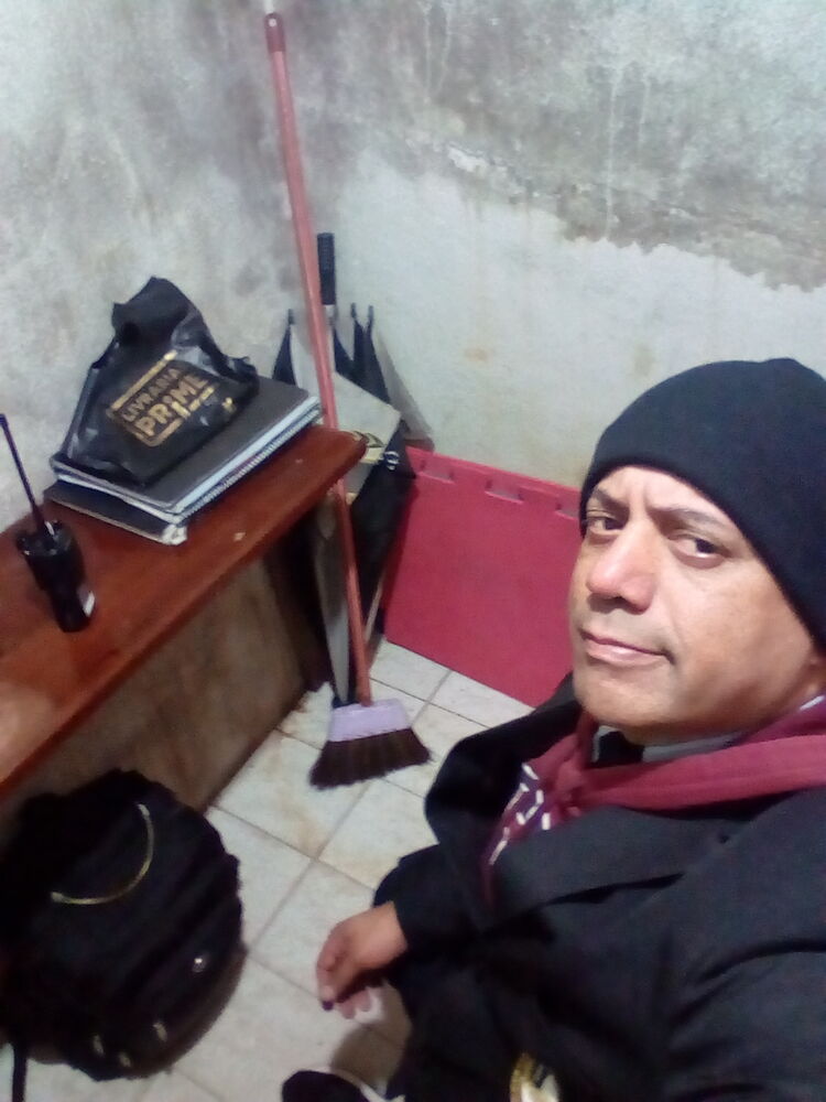  -,   Ale, 49 ,   ,   