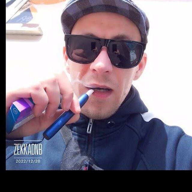  49366892  , 31 ,    