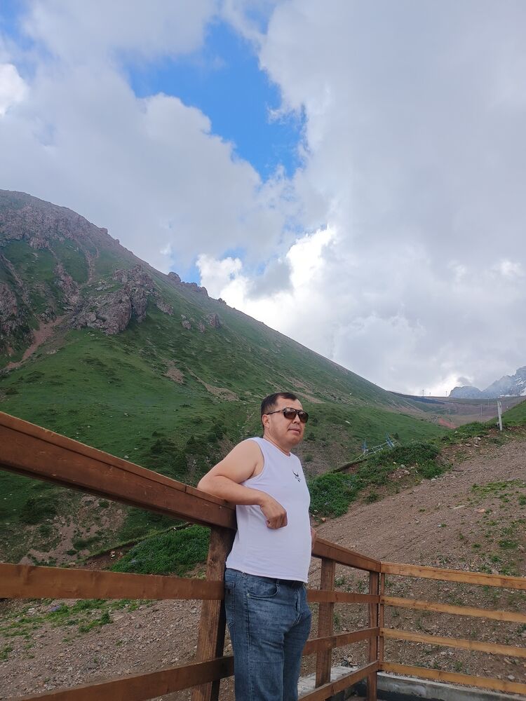  45103992  Nurasyl, 42 ,    