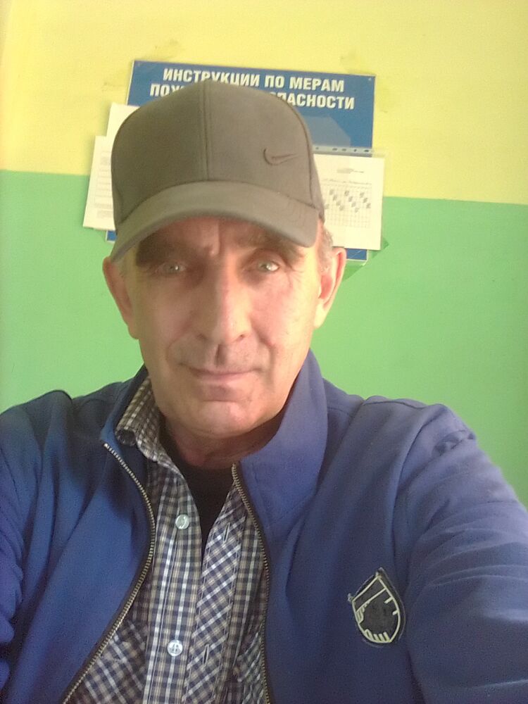  ,   Munir, 56 ,   ,   