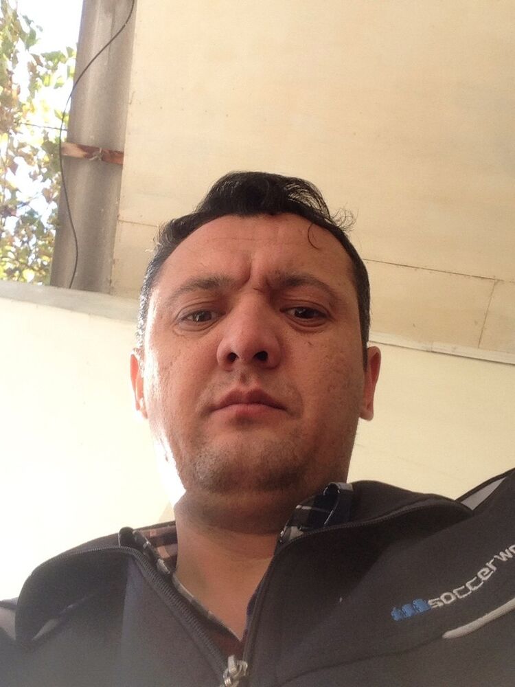  6689902  Mansur, 41 ,    