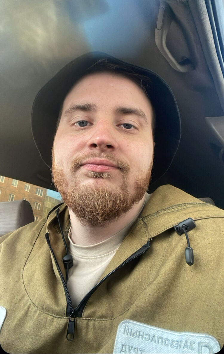 ���� 42887132 ������� ���������, 27 ���, ���� ���������� � �����-����������