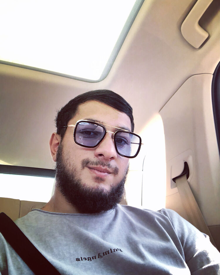  37230952  , 25 ,    --