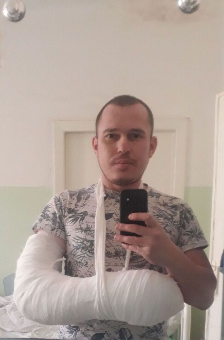  -,   , 35 ,   