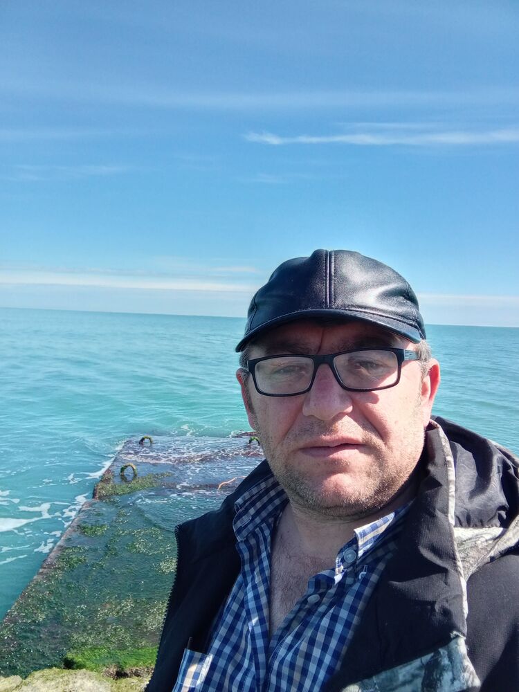  ,   Serkan, 45 ,   c 