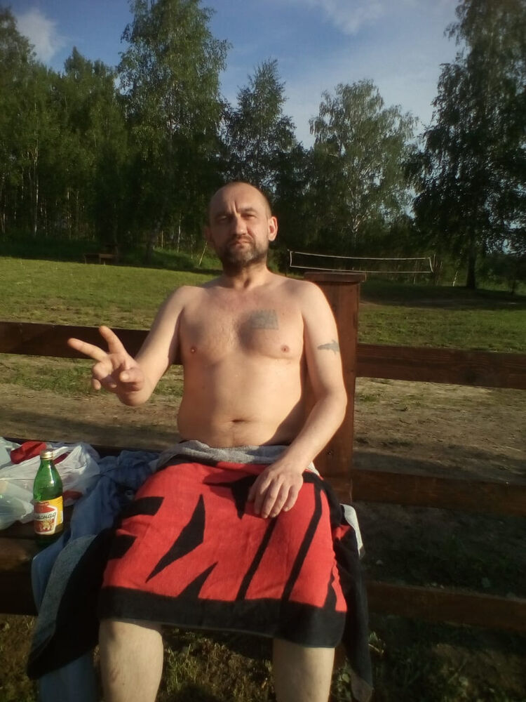  28322142  , 44 ,    