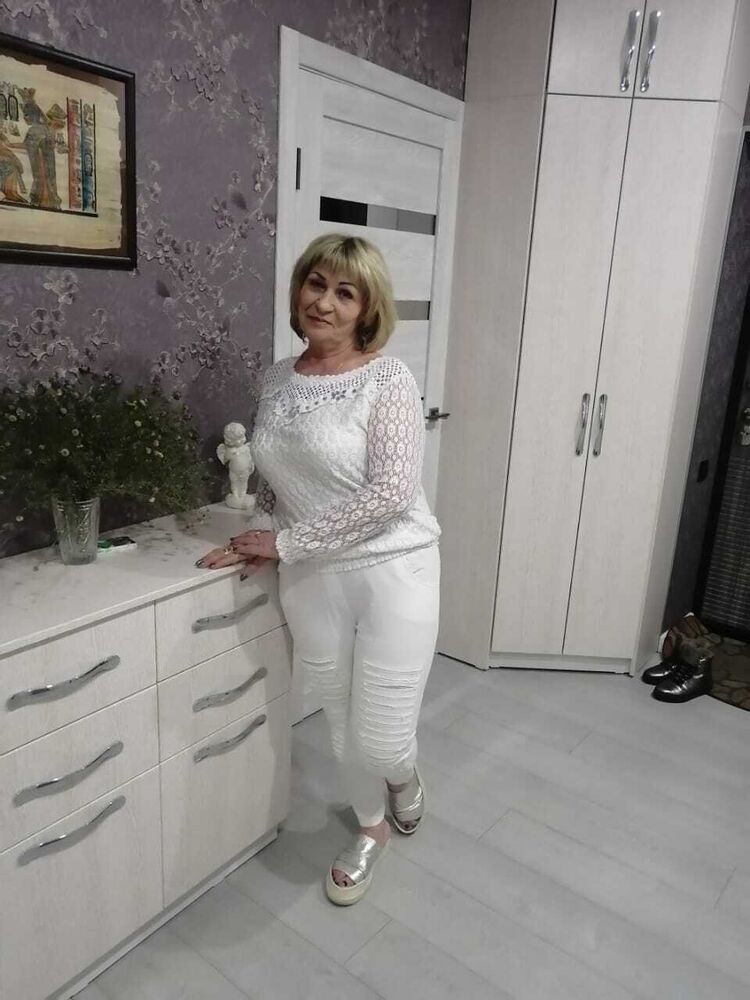 22665022  Walentina, 64 ,    