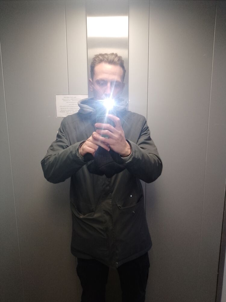  44344162  , 27 ,    