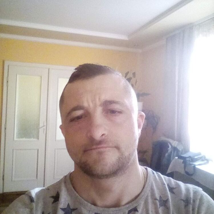  ,   Imre, 37 ,   ,   , c 