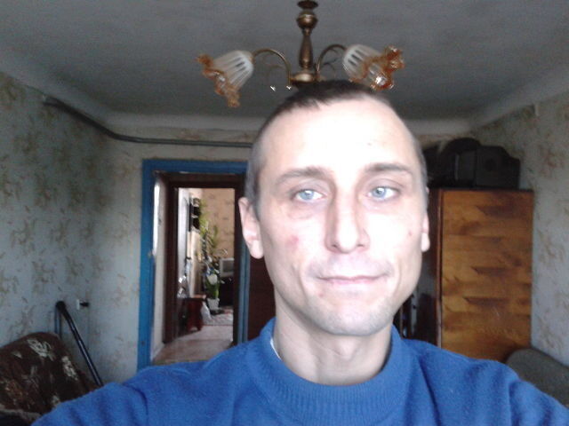  15183842  Serfei, 48 ,    
