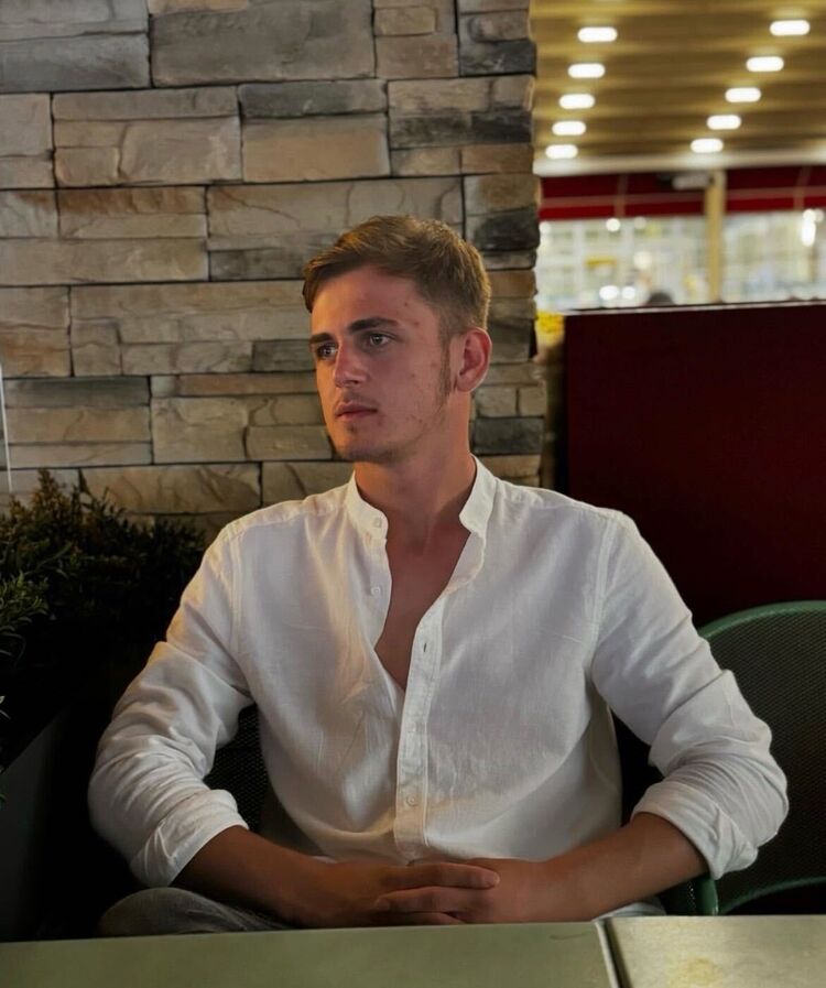 ���� 56111422 ������� Deniz, 39 ���, ���� ���������� � Alanya