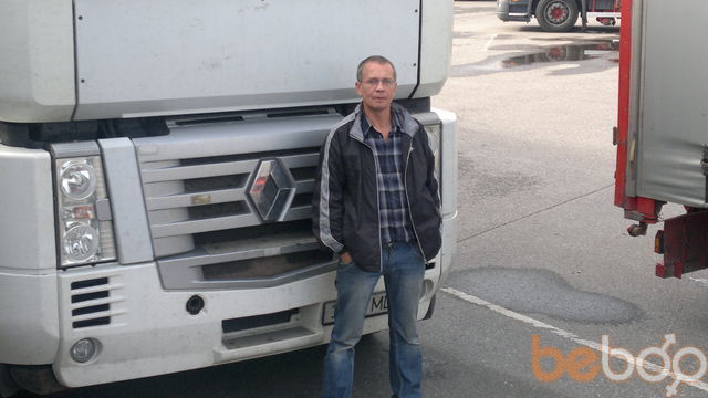  1140212  Oleg, 63 ,    