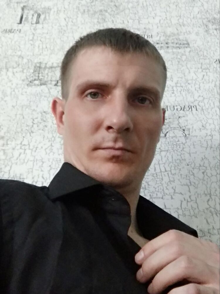 52748522  , 37 ,    