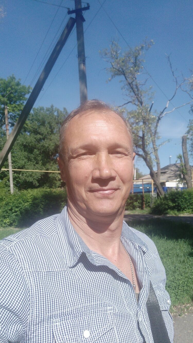  35263642  , 52 ,    