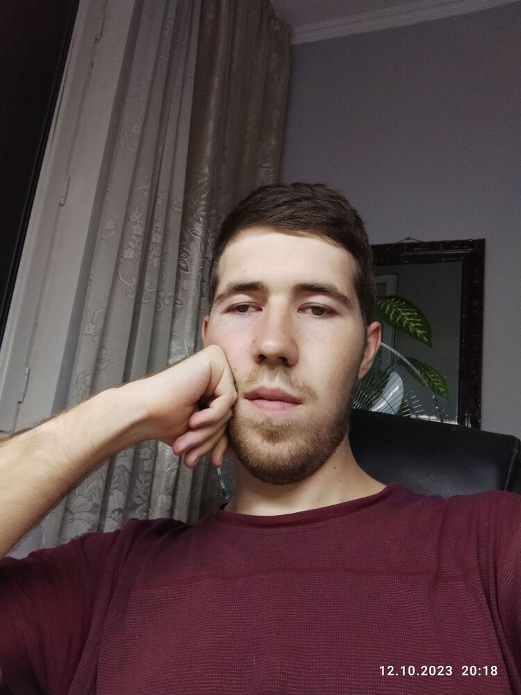  52826062  , 23 ,    