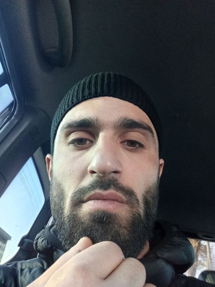  42208232  , 31 ,    -