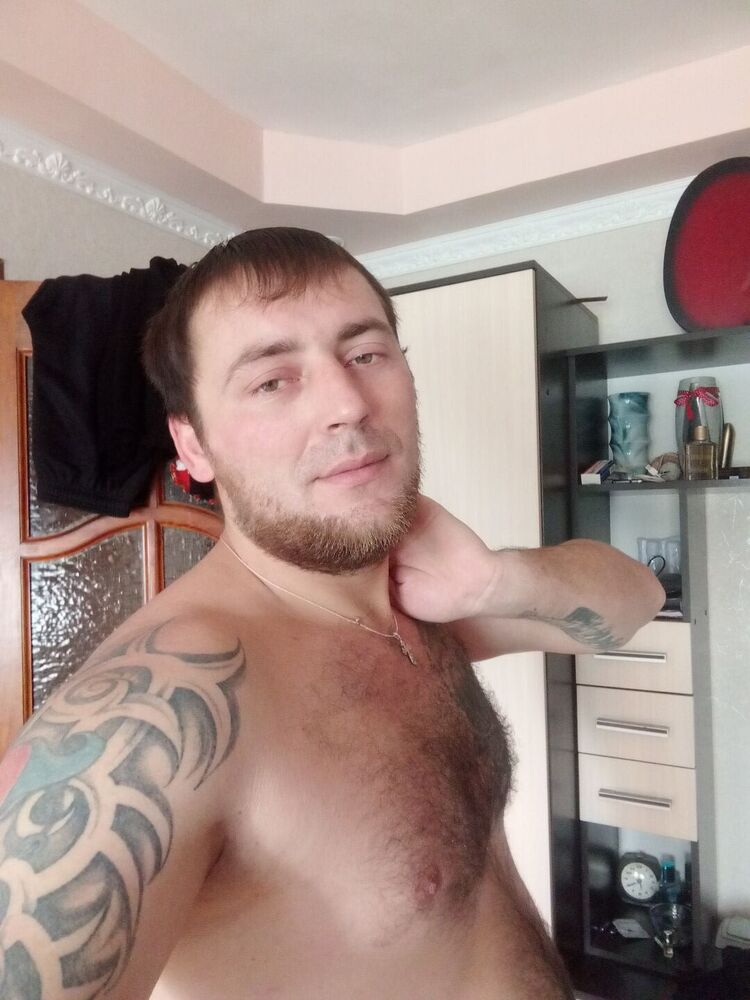  38878302  , 32 ,    