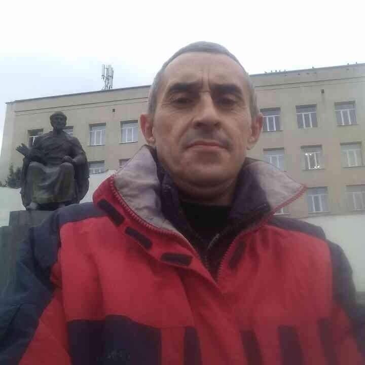  46925182  , 53 ,    