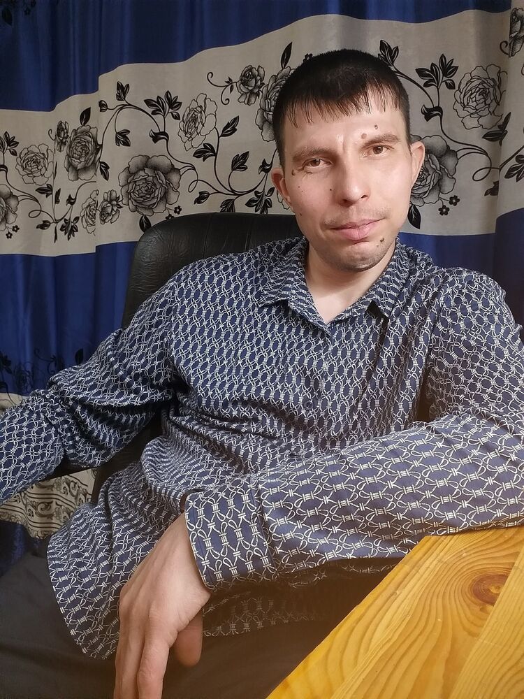  40696662  , 35 ,    