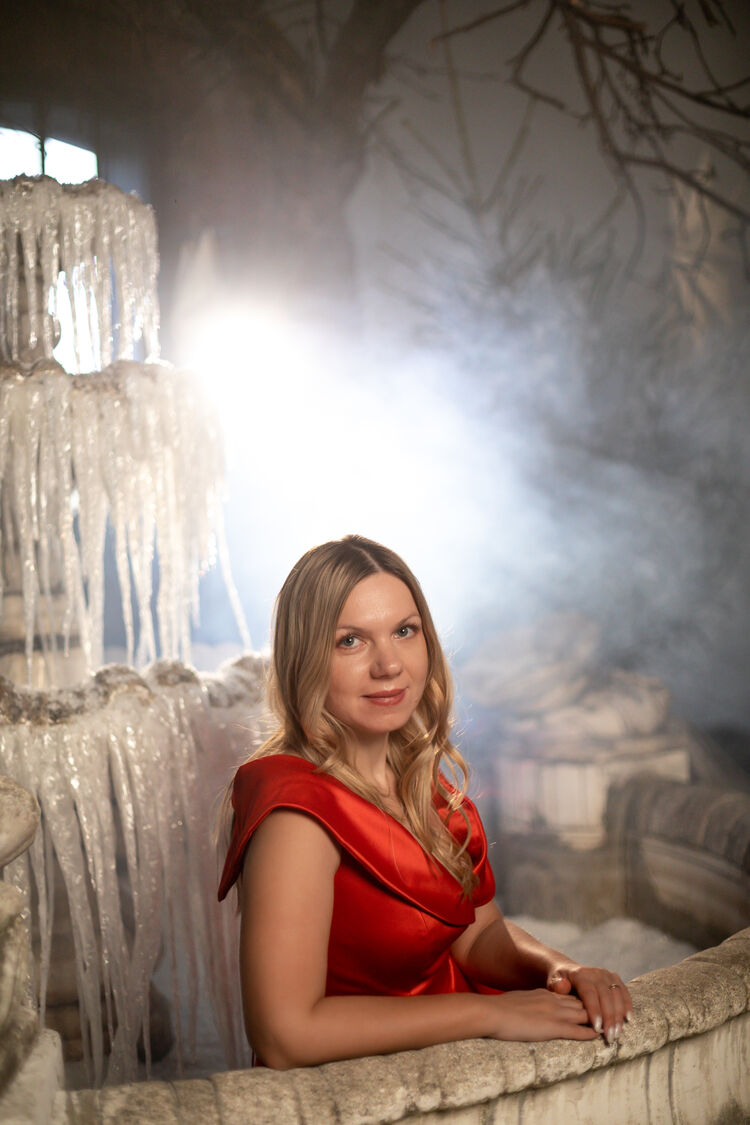  54723922  Ekaterina, 33 ,    